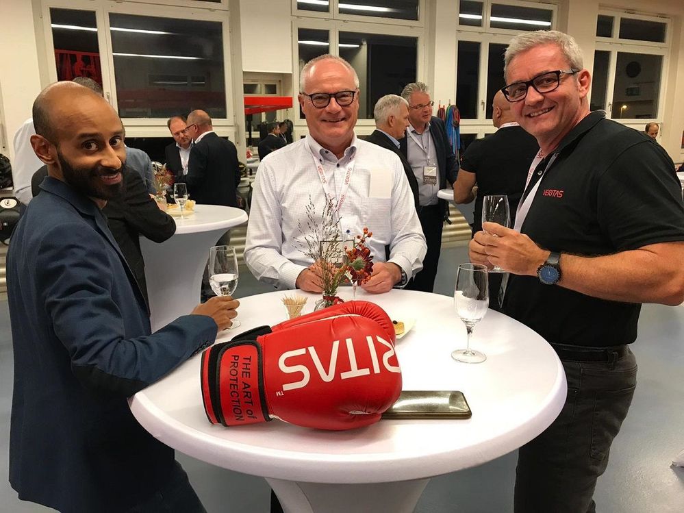 And after all the presentations and the boxing workout everyone was treated to a drink reception. Big thank you to all our customers who participated in VSD Zurich, we hope you enjoyed the event as much as we did. See you at next year's VSD!